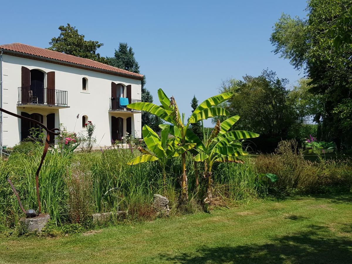 Bed and Breakfast Domaine de baïse à Feugarolles Extérieur photo